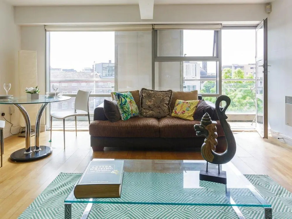 Live in Leeds Millenium Square Apartment