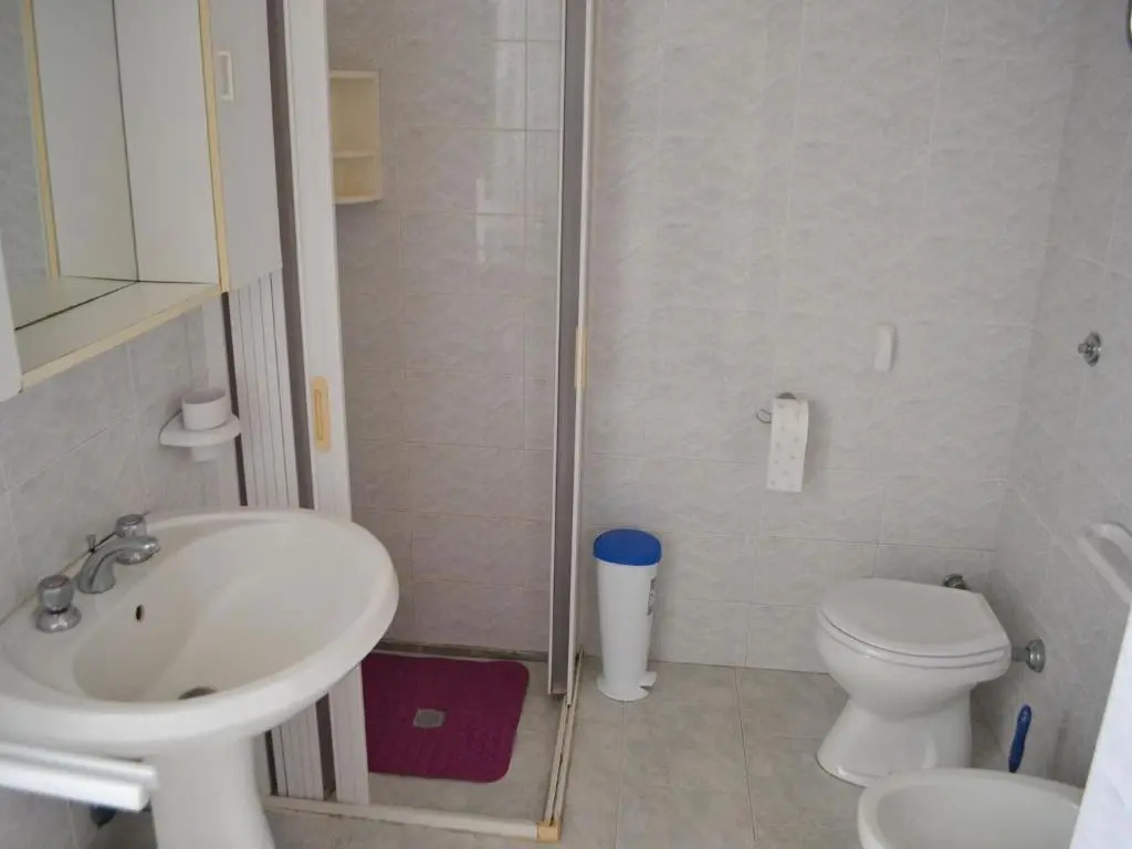 Central Holiday Home With Terrace And Garden, Parking Available