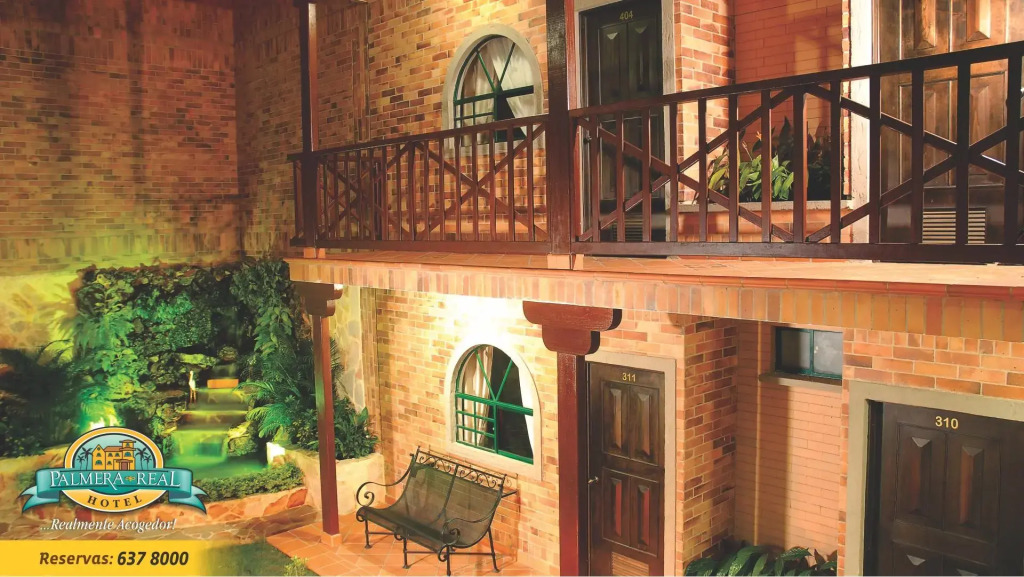 Hotel Palmera Real