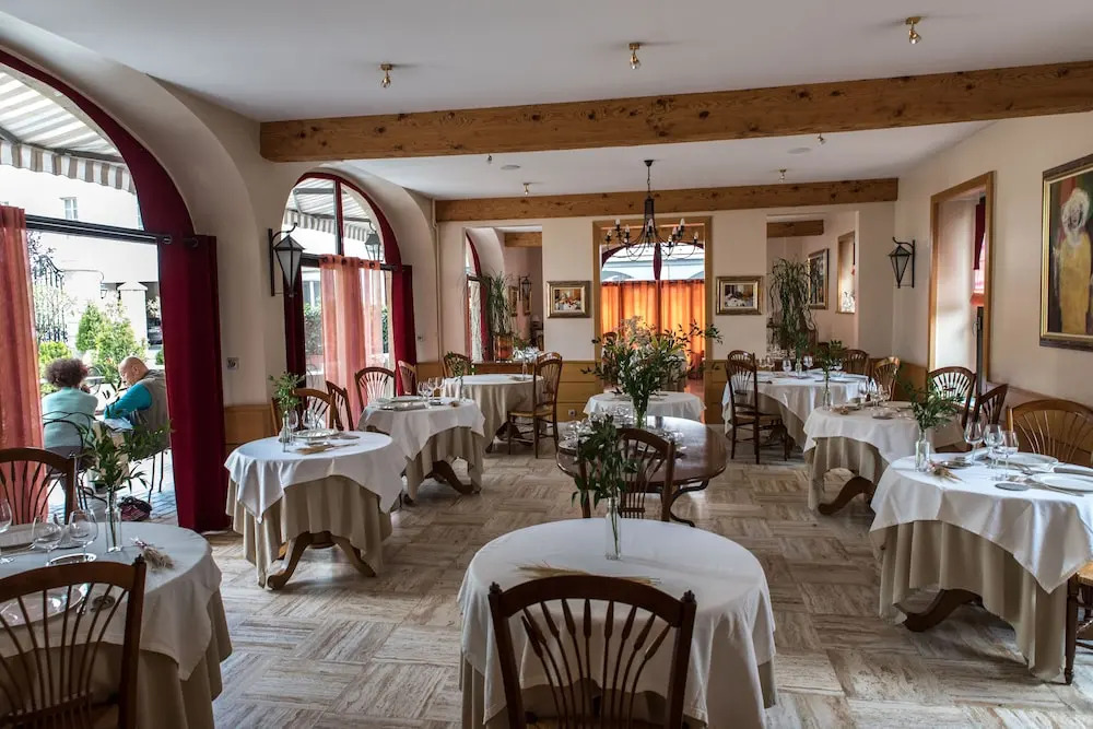 Hotel De France
