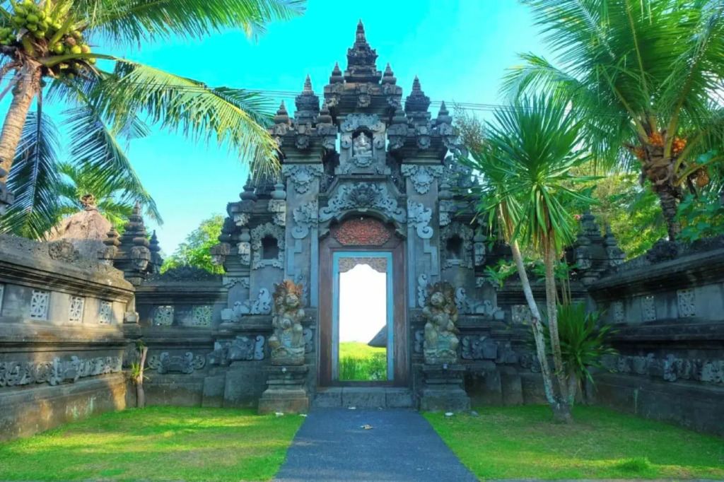 Puri Taman Sari Resort