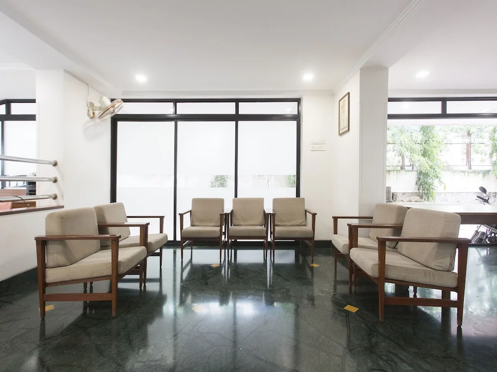 OYO 428 Hotel Sudarshan