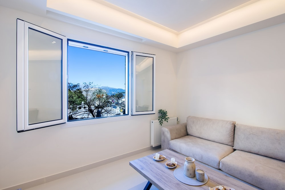 Corfu White Apartment