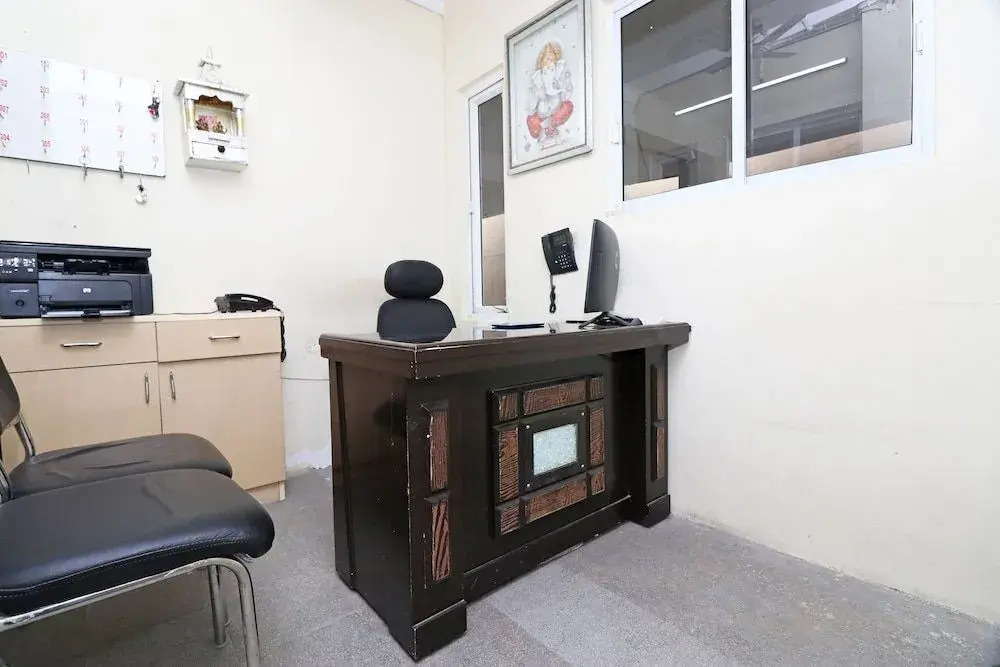 Nath Residency Guest House By OYO Rooms
