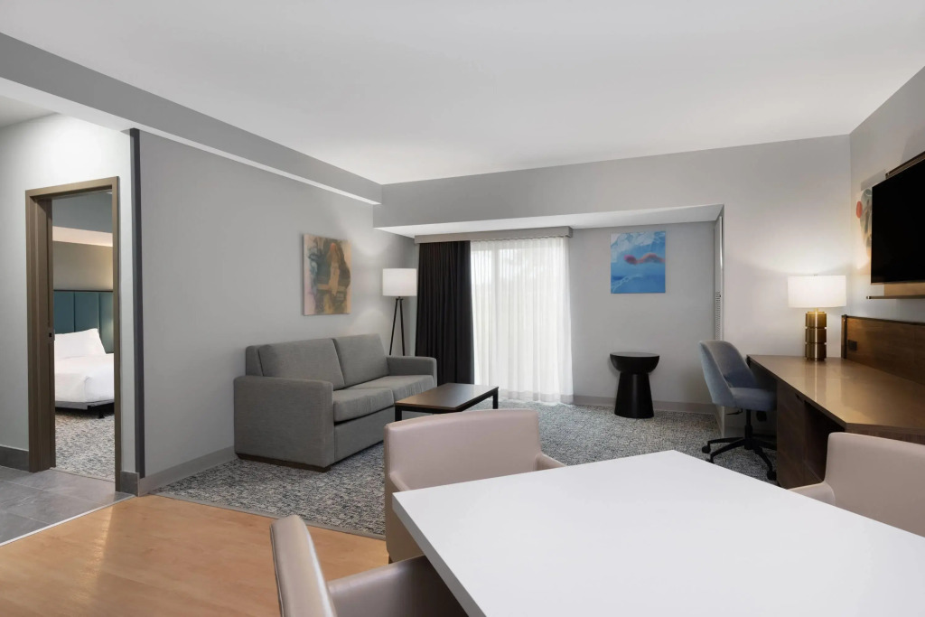 Wingate by Wyndham Geneva at SPIRE Academy