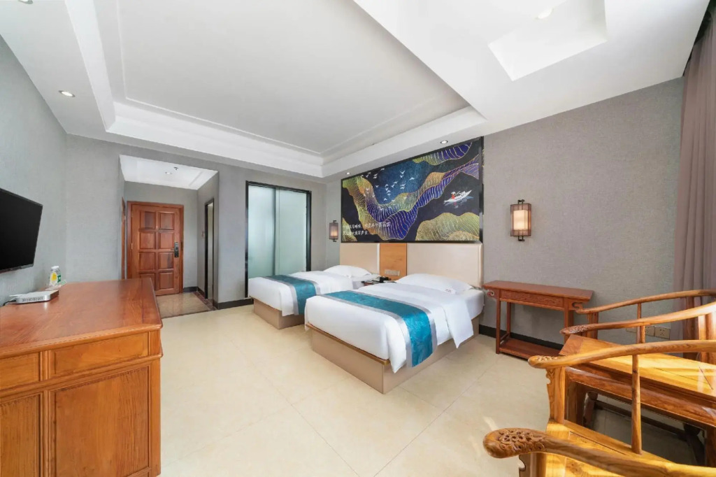 Yiyinzhuang Holiday Hotel