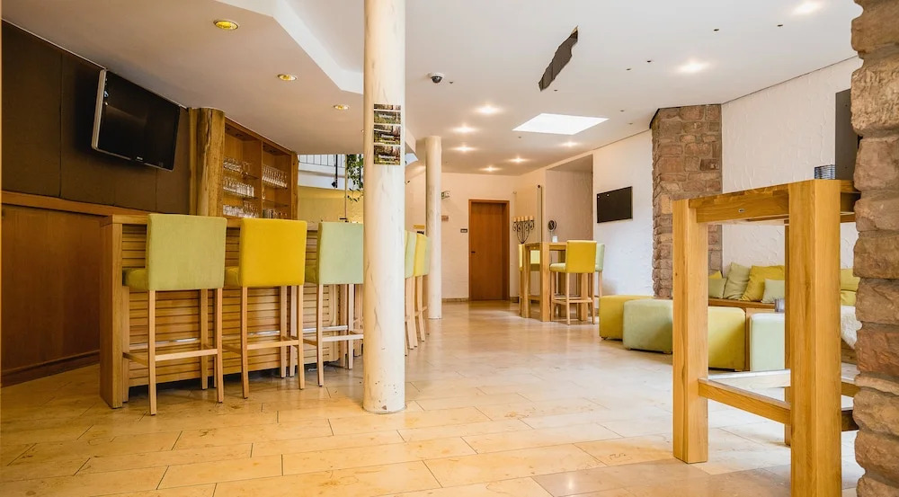 Hotel - Restaurant Bastenhaus