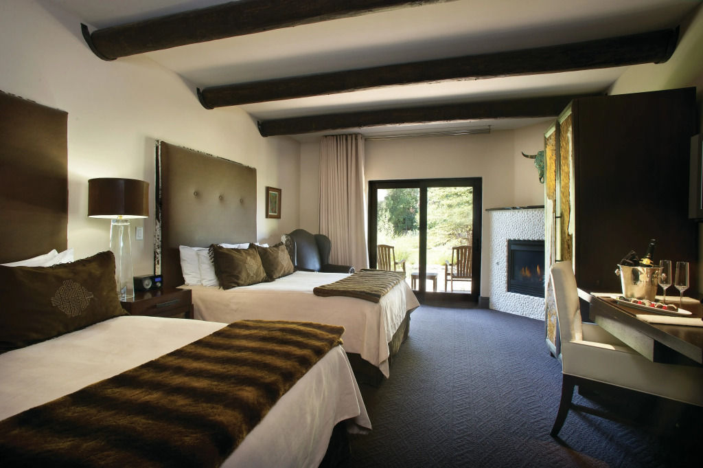 El Monte Sagrado Living Resort & Spa