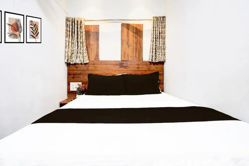 Super Hotel O BKC Santacruz East