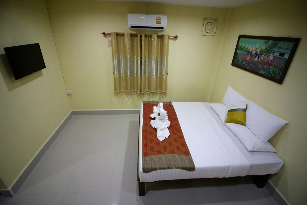 Sri Siam Resort