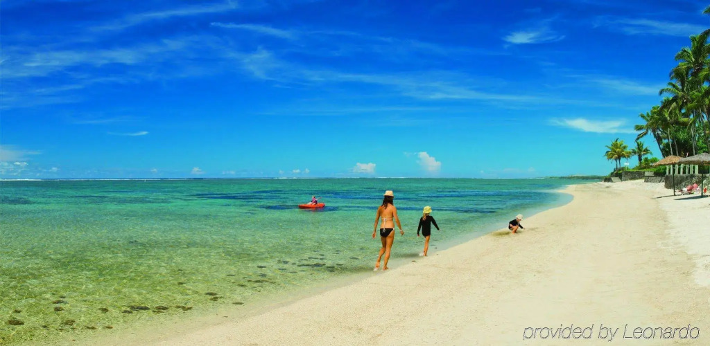 Outrigger Fiji Beach Resort