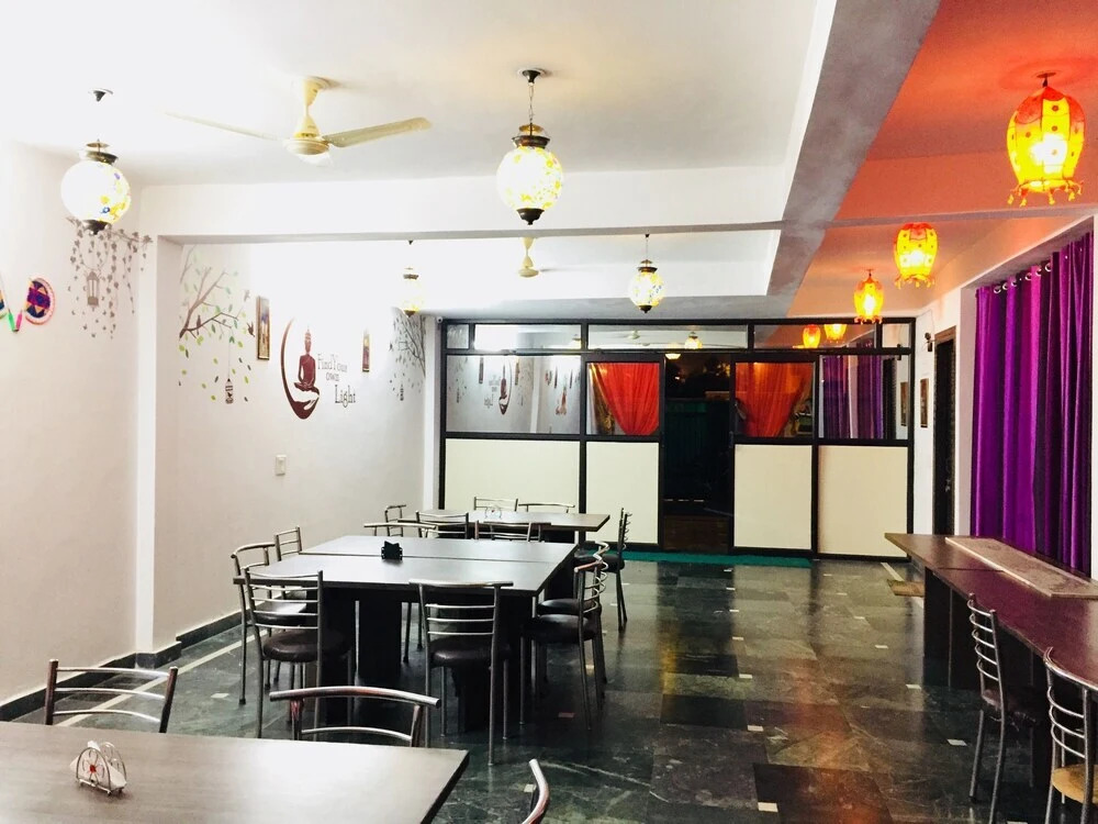 Hotel Taj Niwas