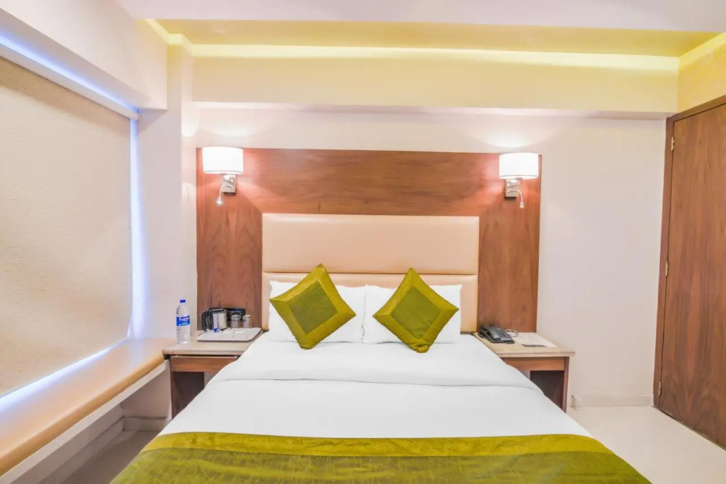 Oxford Hotel Powai