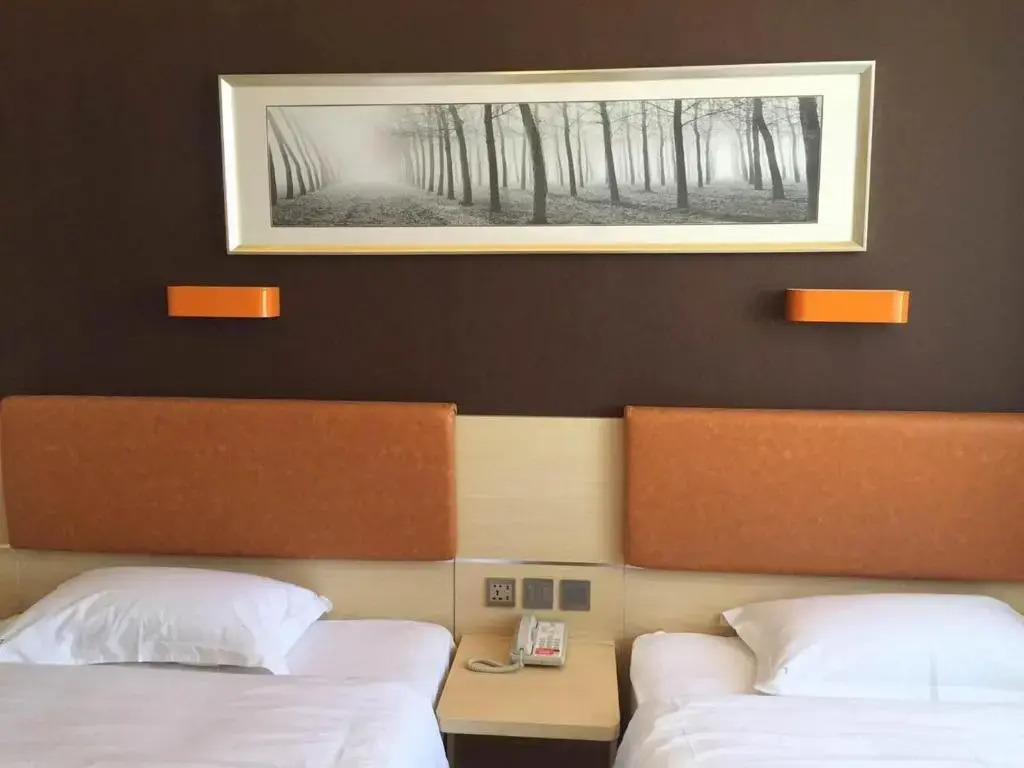 Super 8 Hotel Chengde Fengning Xin Feng Lu