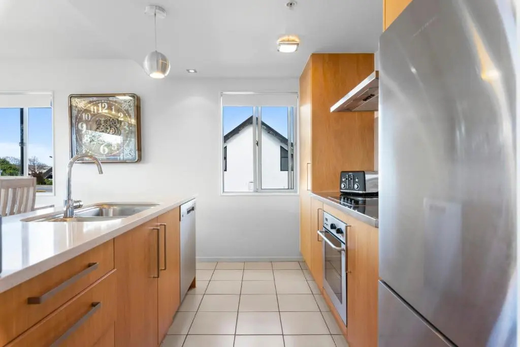 The Lake Life - Taupo Central Holiday Apartment