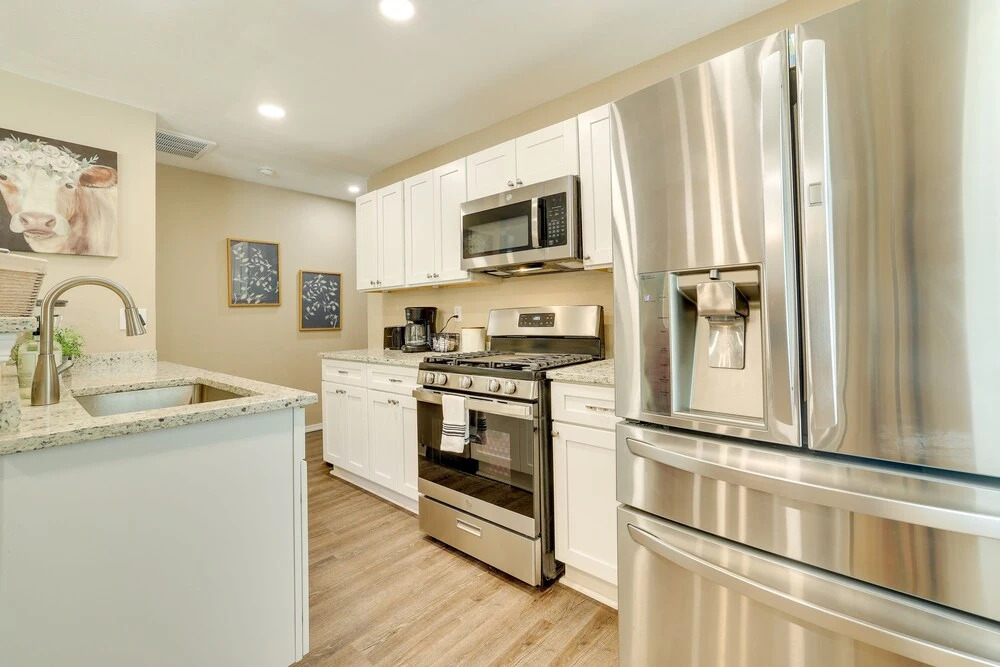 9 Mi to Downtown: Home w/ Deck in San Antonio