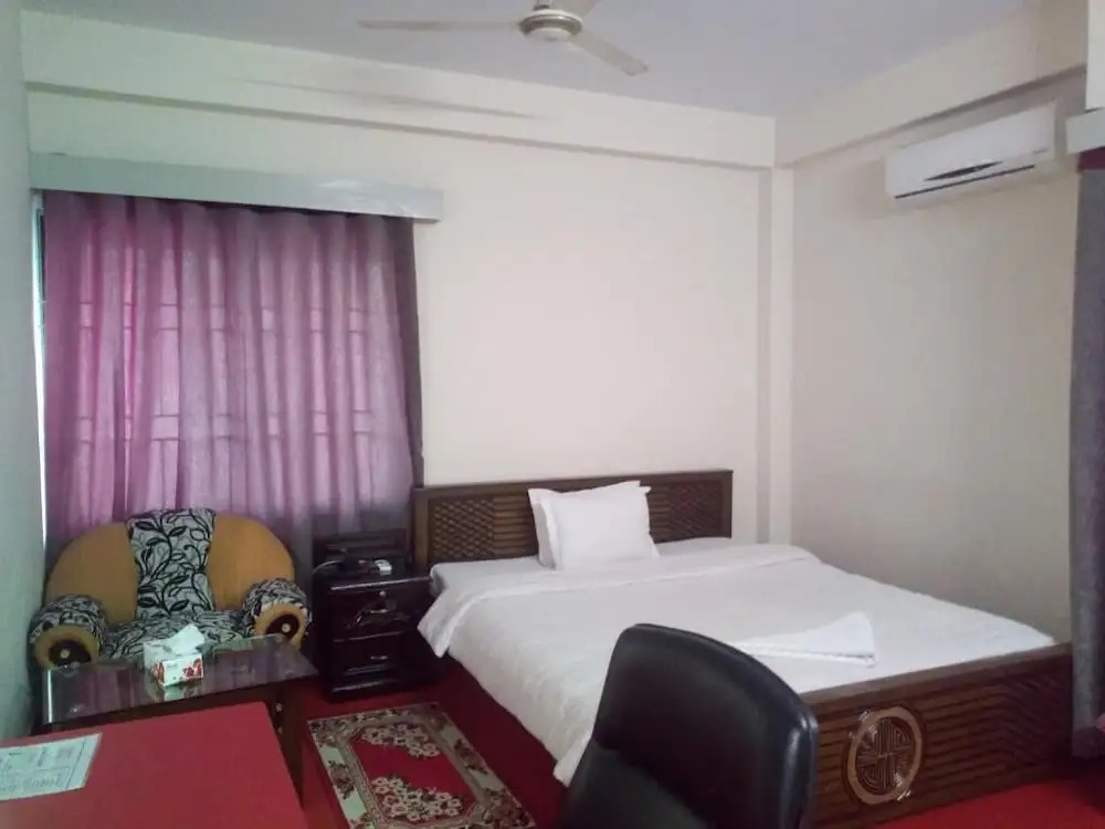 Hotel Blue Bird
