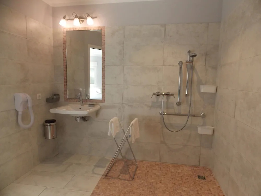 Au Relais Provencal