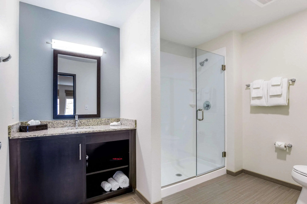 MainStay Suites Winfield-Teays Valley