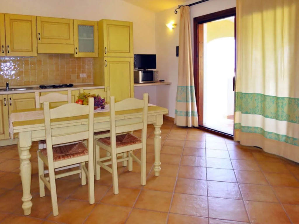 Badus (BAD200)
