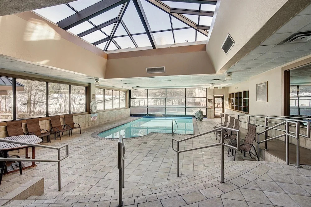 Wynn Suite Studio