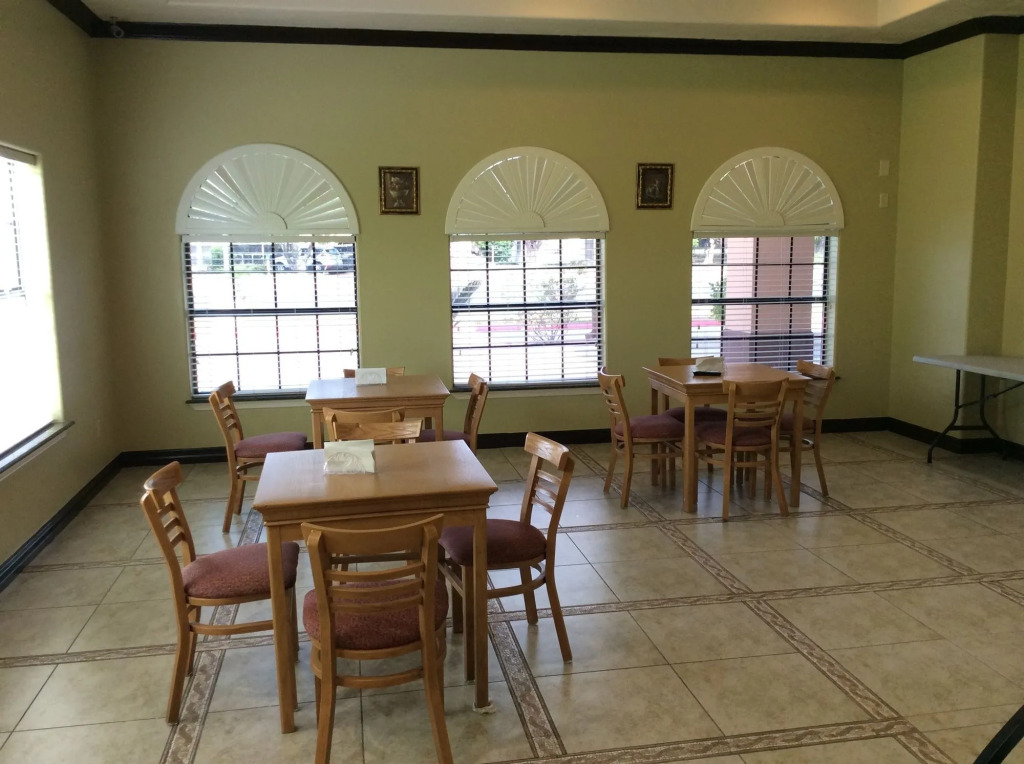 Texas Inn - Welasco/Mercedes