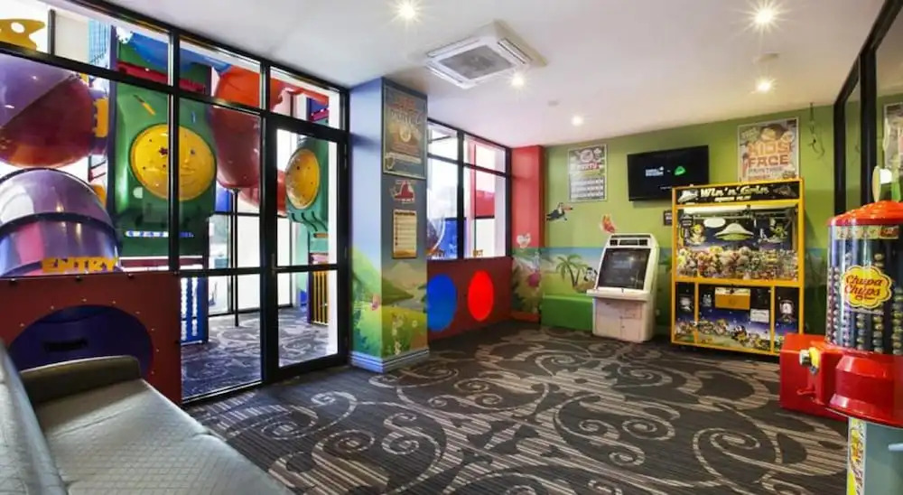Skyways Hotel Airport West