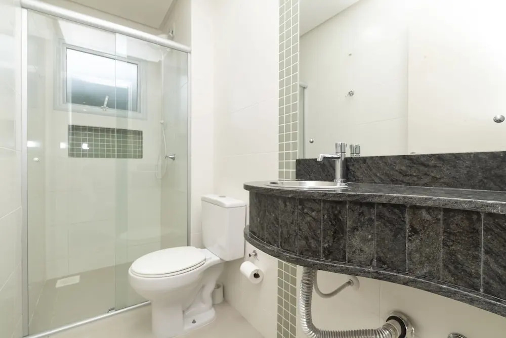 Aluguel De Apartamento 2 Quartos Sendo 1 Suite A 50 Metros Do Mar Em Bombas