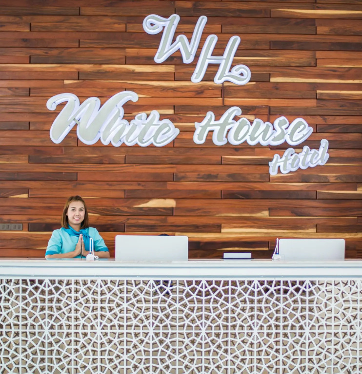 White House Hotel