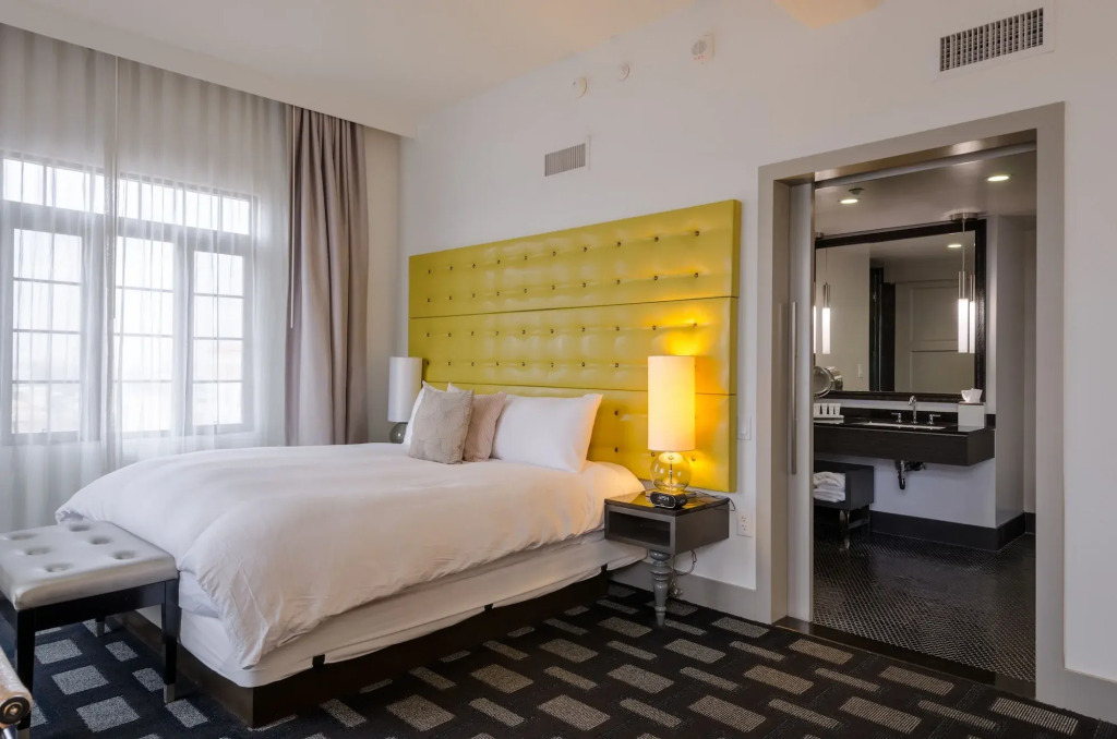 Padre Hotel
