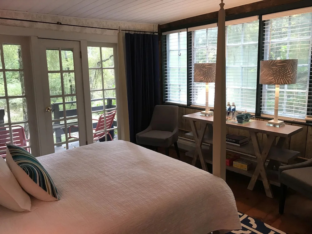 CS Coach House