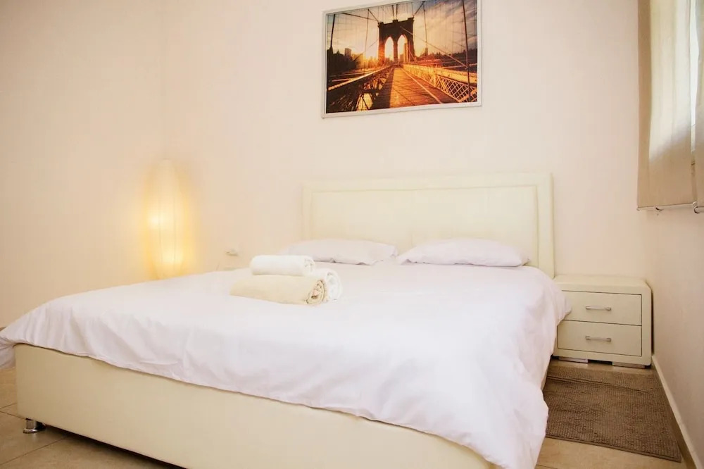 KAV Apartments -HaYarkon St. 30