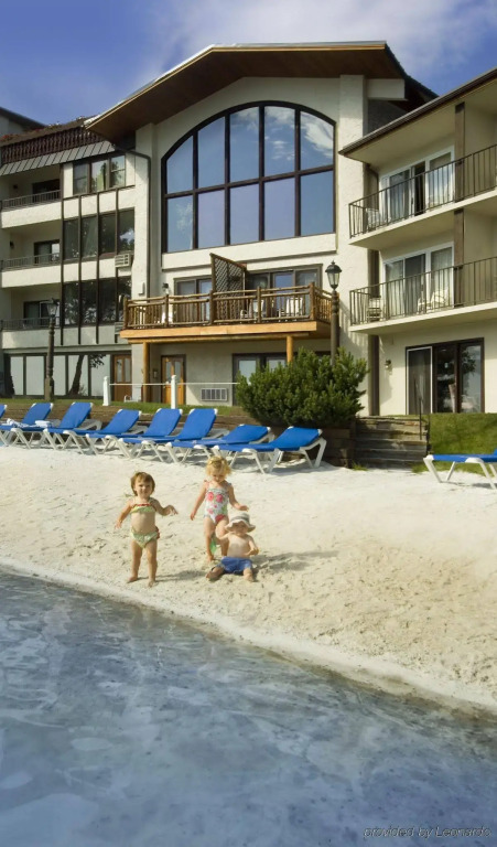 Golden Arrow Lakeside Resort