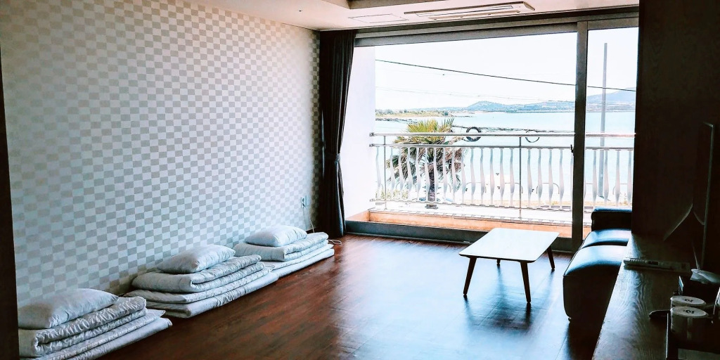 Breeze Bay Hotel