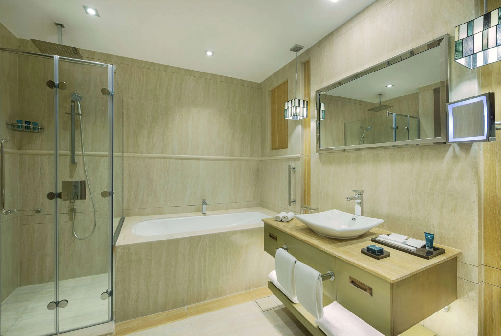 Wyndham Doha West Bay
