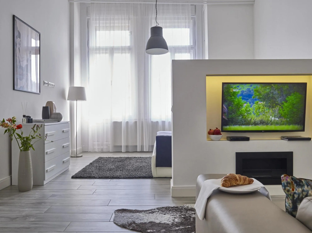 7Seasons Central Suites