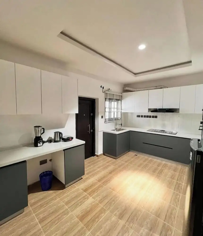 Chapter 7 Apartment