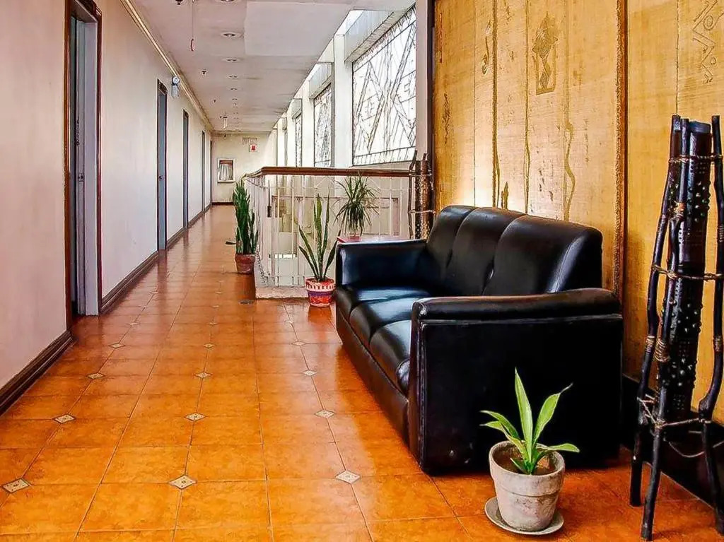 OYO 679 Ddd Habitat Pension House