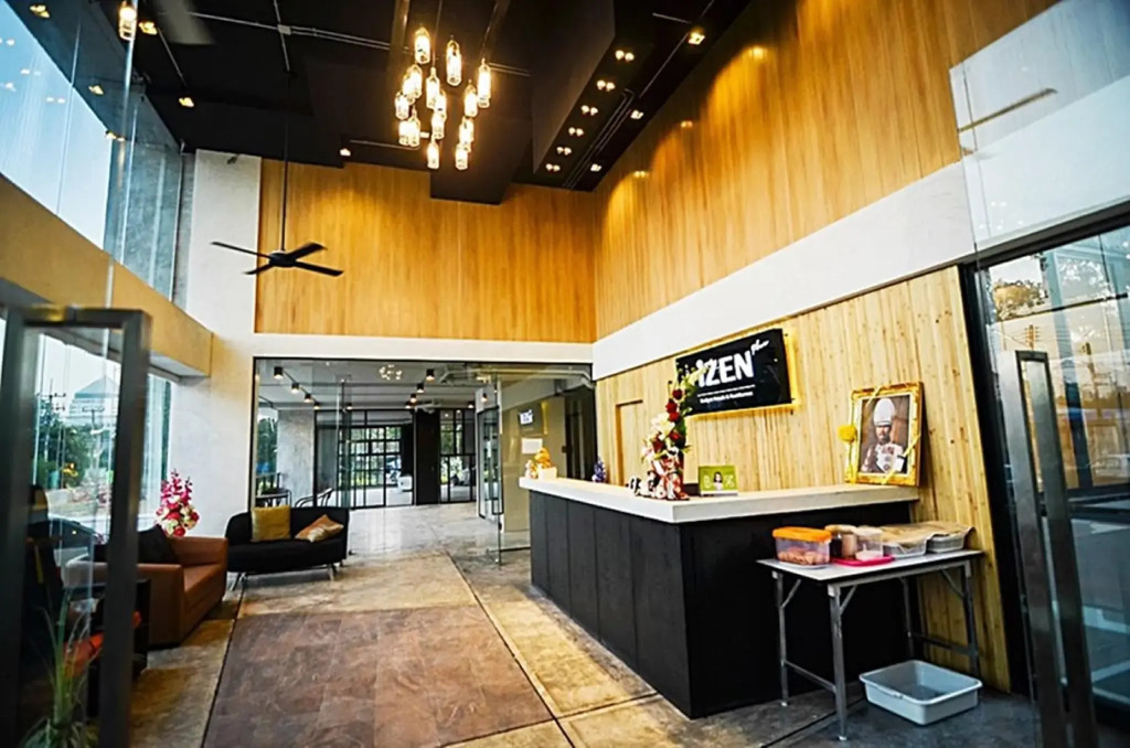 IZEN Budget Hotel & Residences (Plus)