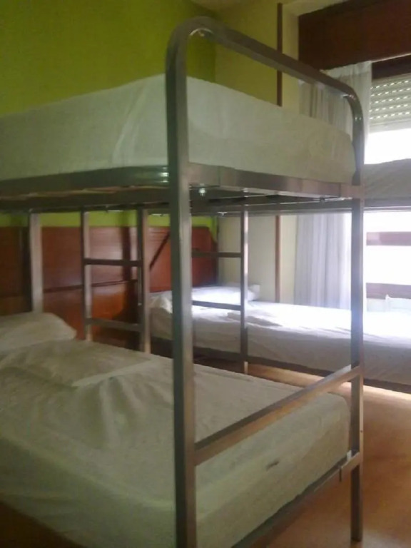 Moon Hostel Bio