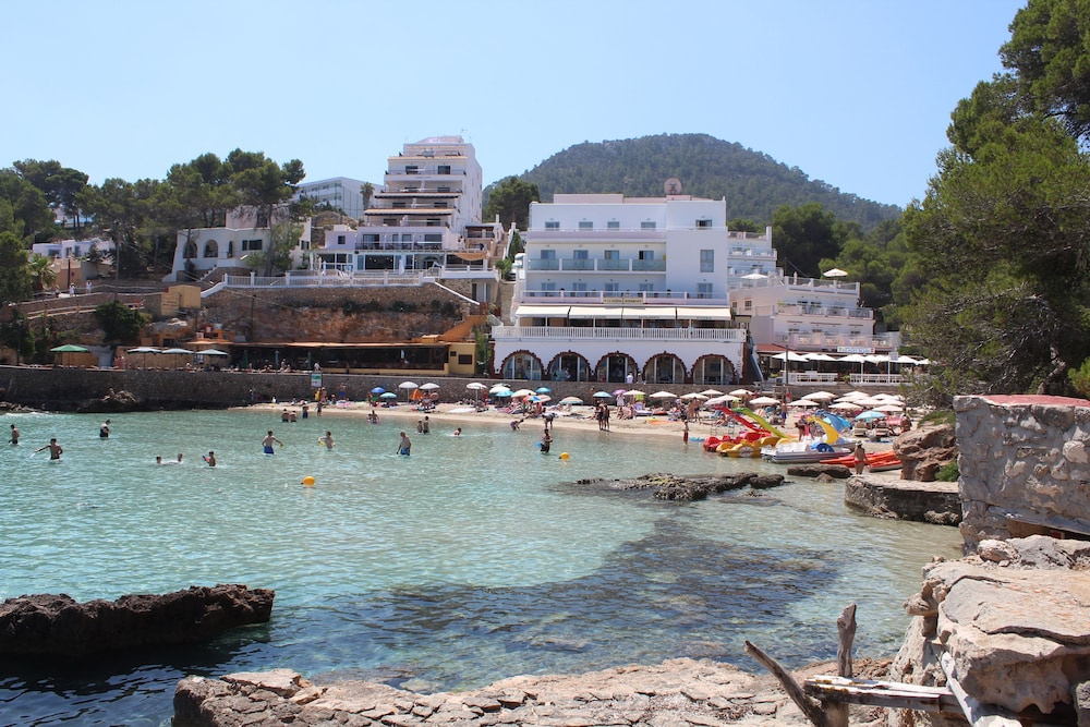 Hostal La Cigüeña