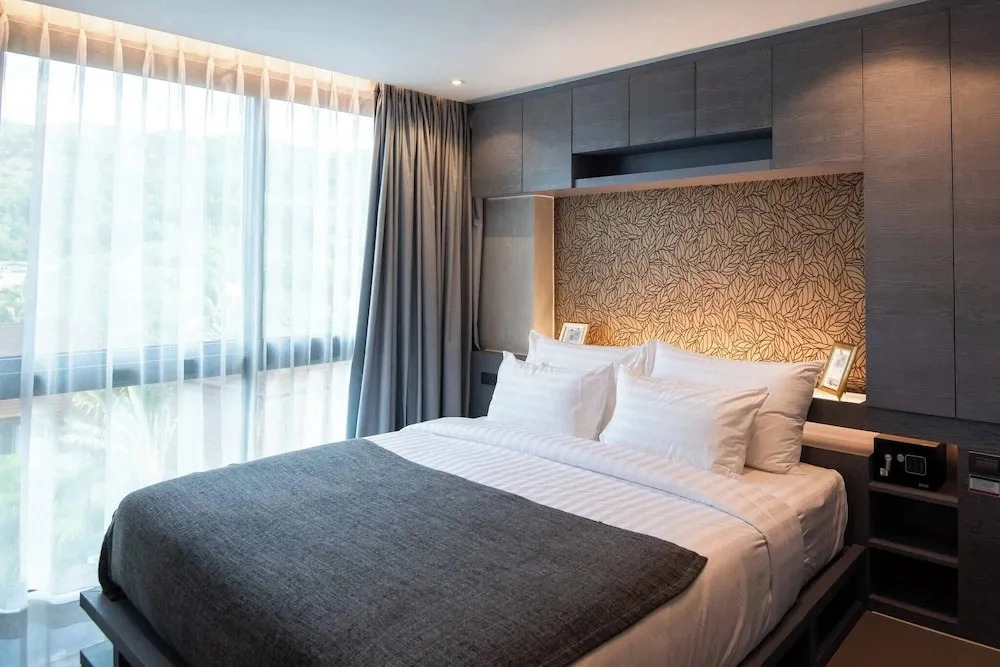Modern 1-bedroom Suite With Pool Access in Kamala, Phuket