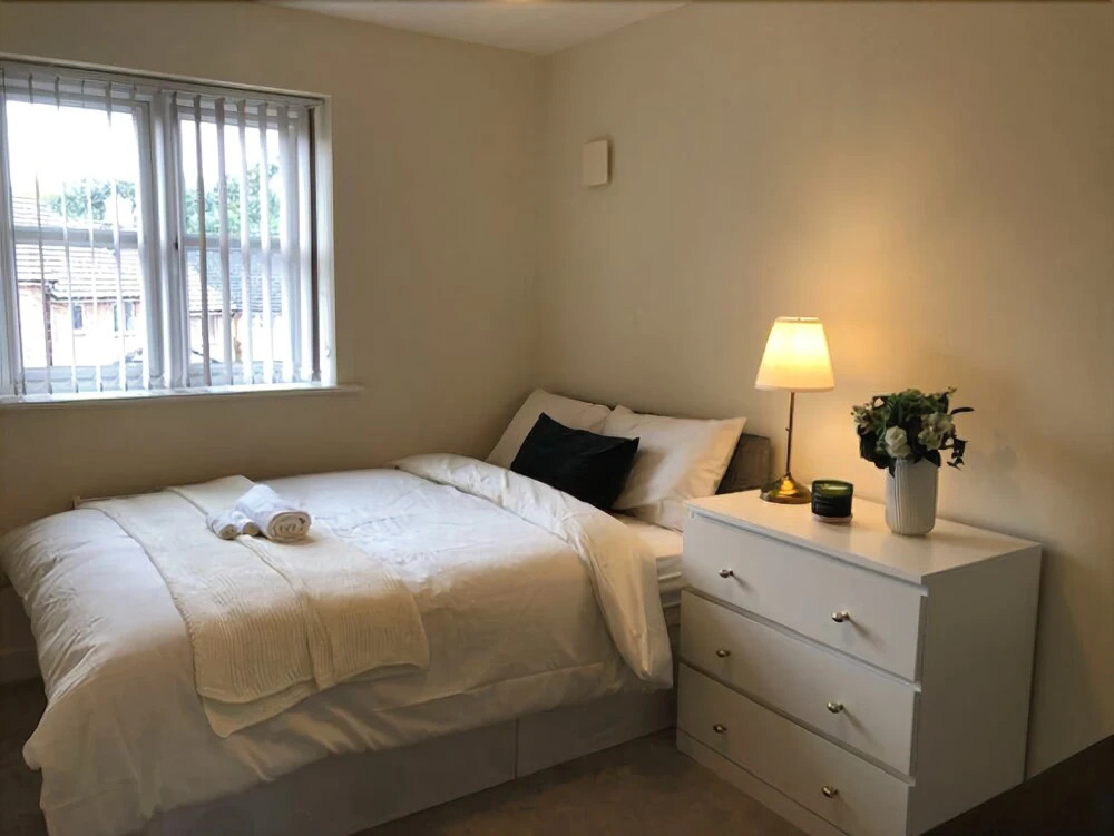 Short Breaks - Harcourt Way