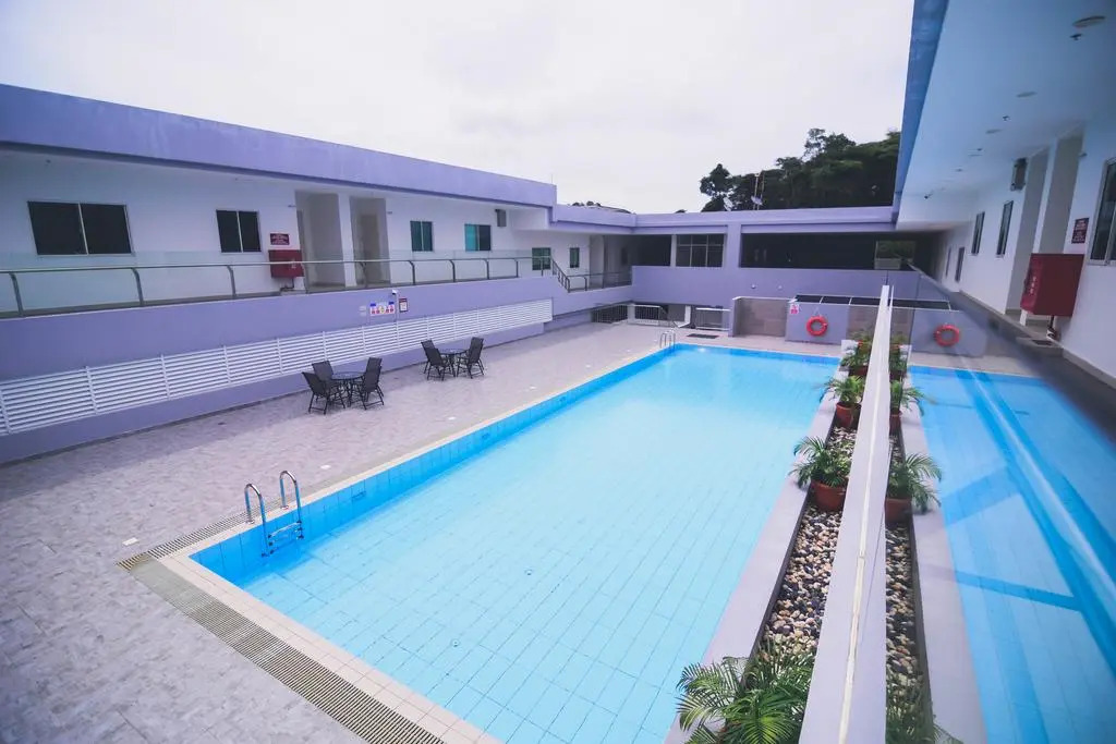 Aman Hills Hotel