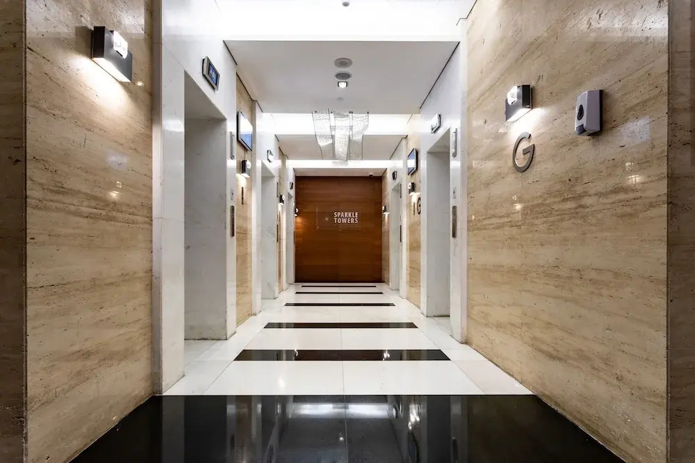 Super Elegant studio apartment-Sparkle tower By SWEET HOMES