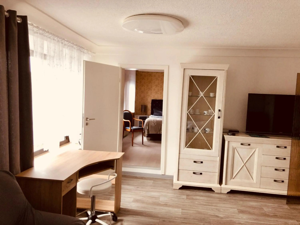 Monteurwohnung Fremdenzimmer mit WLAN, Garten, Parkplatz, eigener Terrasse