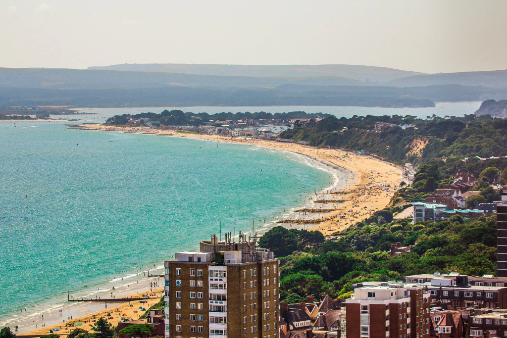 Premier Inn Bournemouth East Cliff