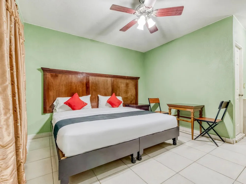 Hotel Villa Escondida