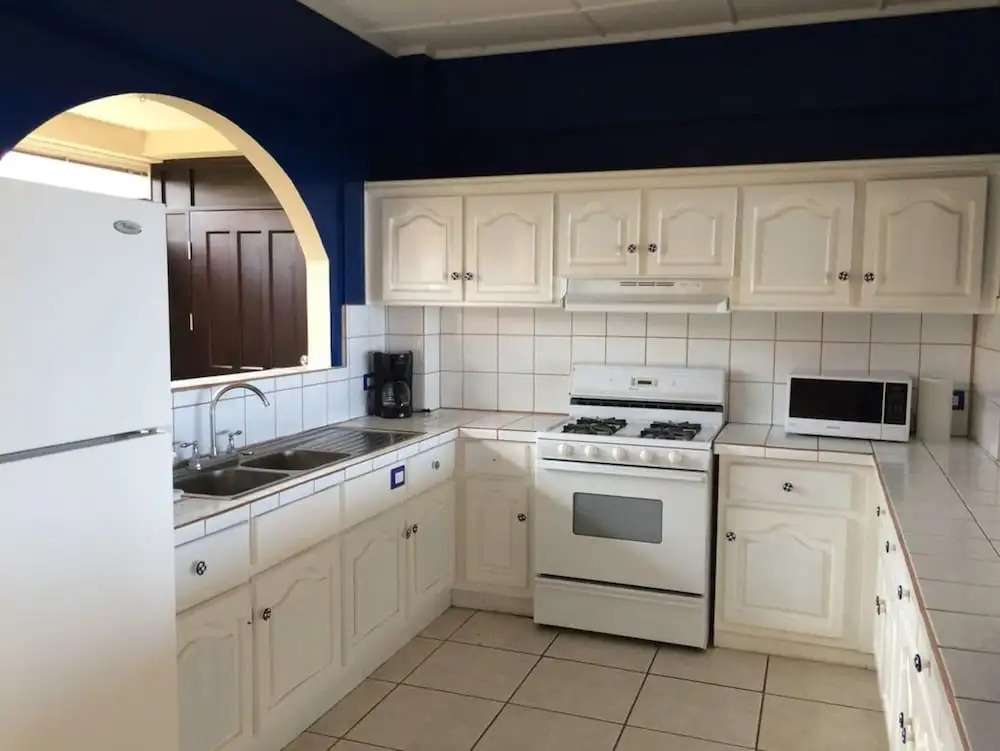 Nice 2 level condo with ocean view - ideal for families