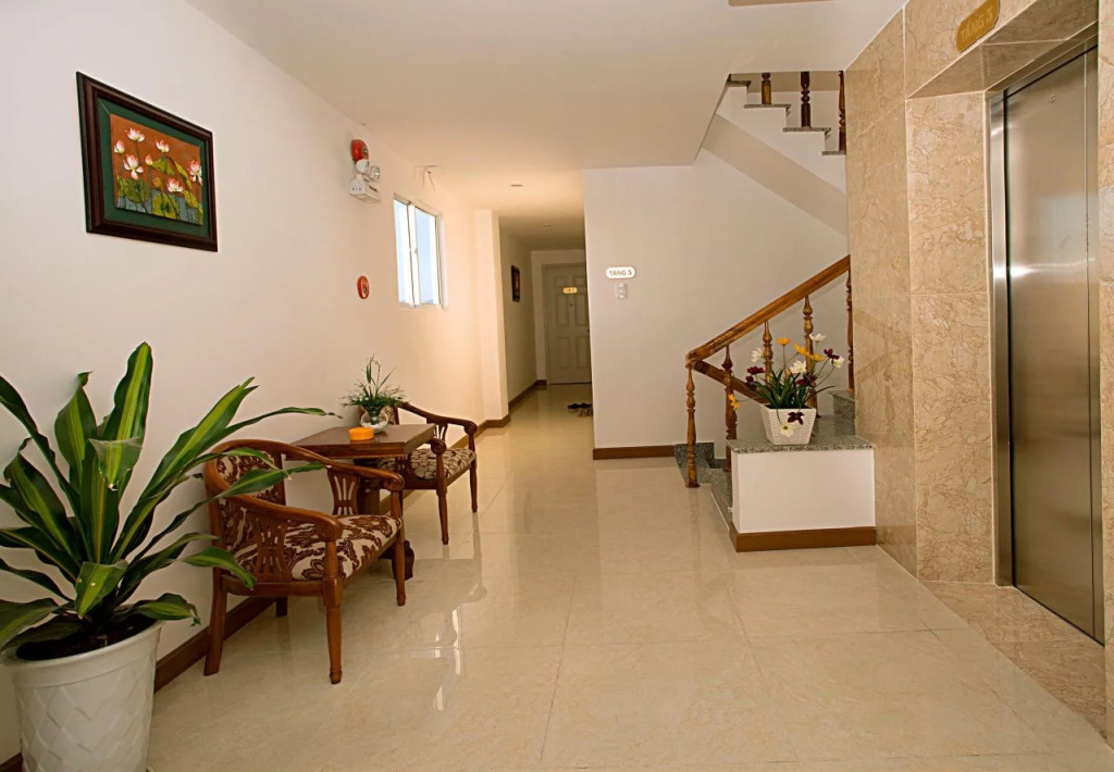 Rex Hotel & Apartment